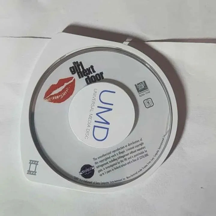 The Girl Next Door Umd Video Film Playstation Portable PSP sony