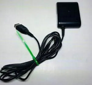 CHARGEUR AC ADAPTER GBA SP ET DS - jeux video game-x