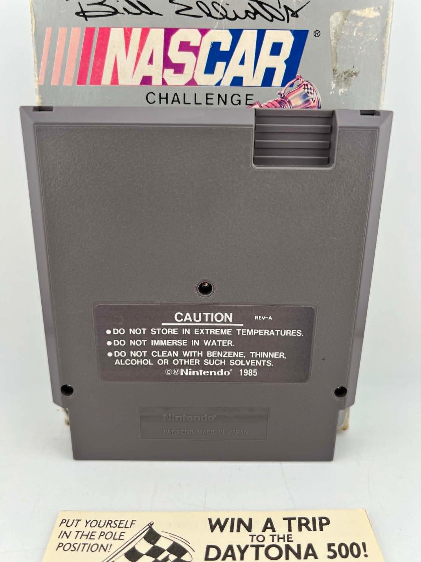 BILL ELLIOTS NASCAR CHALLENGE EN BOITE NINTENDO NES