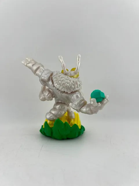 Eggcited Thrillipede Skylanders SuperChargers Skyl 155