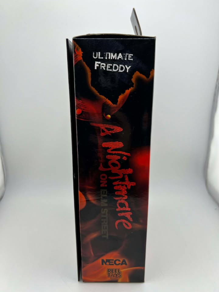 Figurine Neca Ultime Freddy 30e anniversaire Freddy Krueger