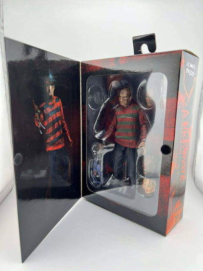Figurine Neca Ultime Freddy 30e anniversaire Freddy Krueger