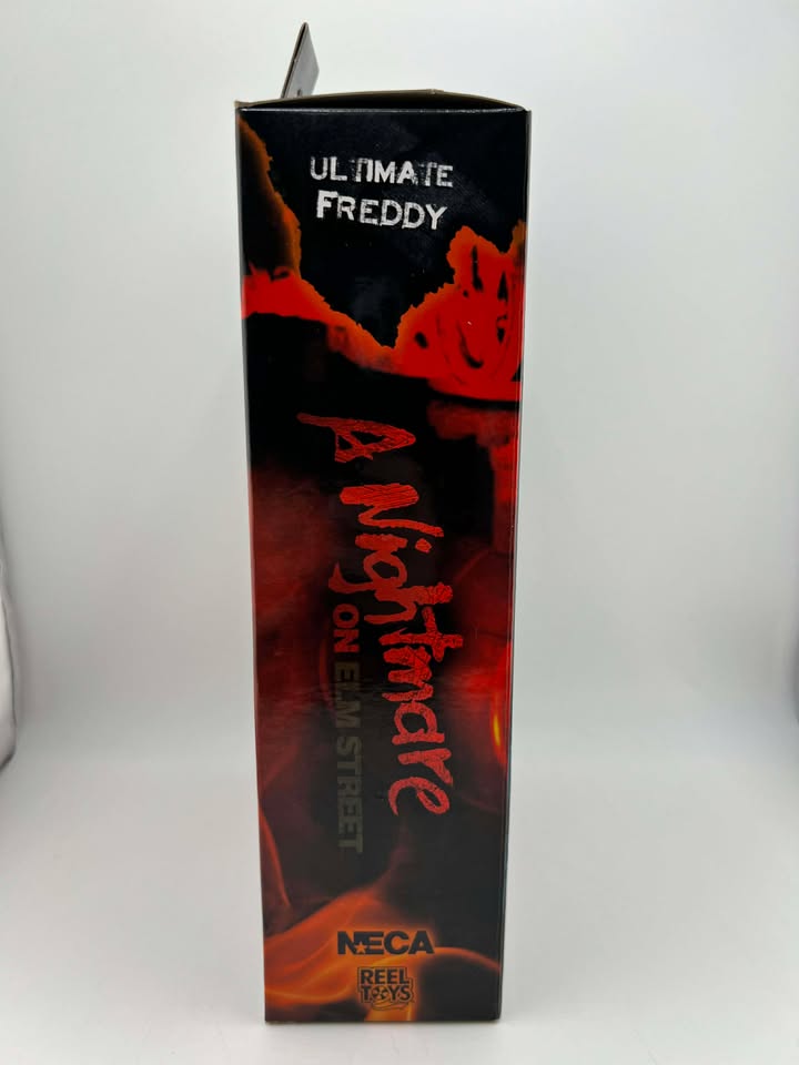 Figurine Neca Ultime Freddy 30e anniversaire Freddy Krueger