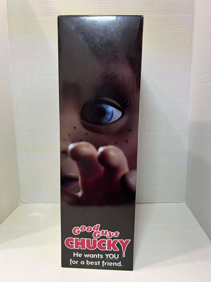 Figurine Child's Play 2 Chucky Good Guy Talking Doll In Box