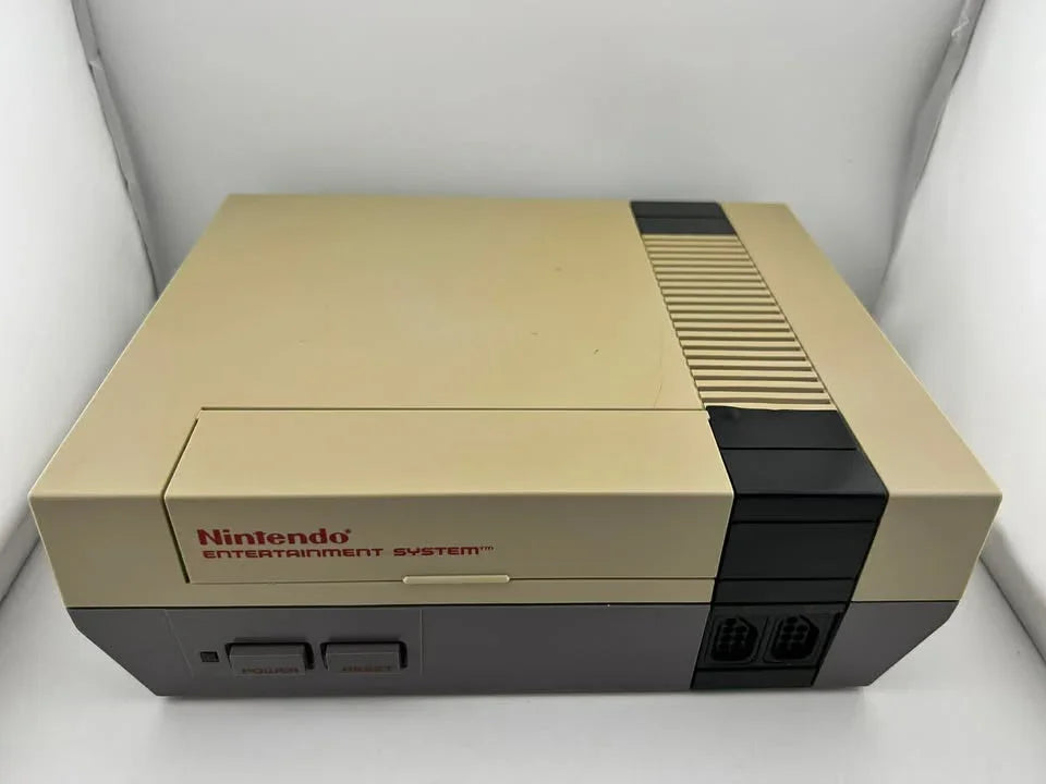 Console Nintendo Entertainment System (NES)