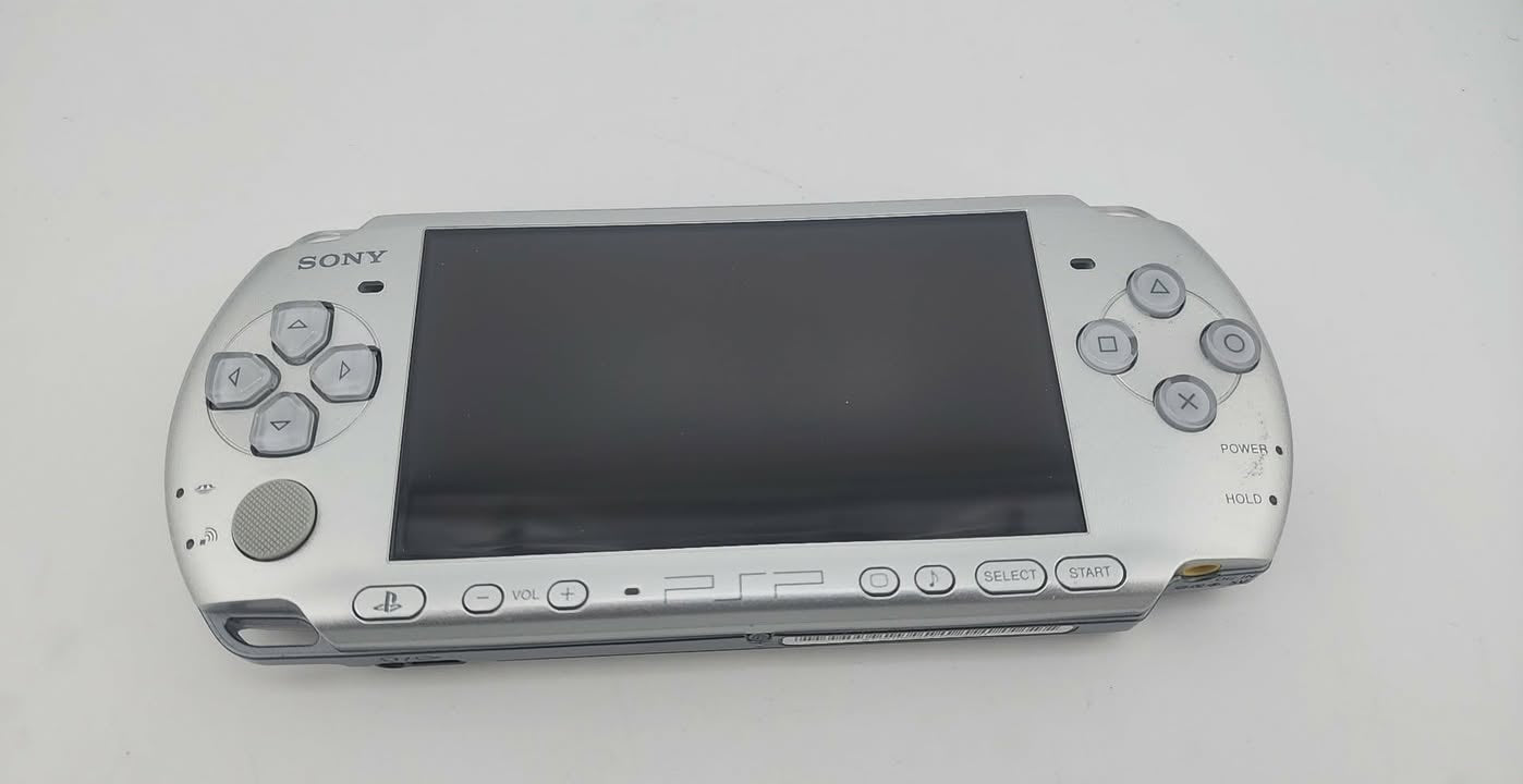 Console PSP 3001 Limited Edition Ratchet & Clank Version Mystic Silver Playstation Portable PSP