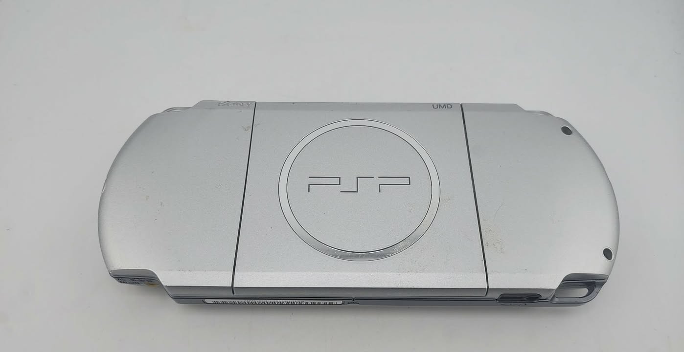 Console PSP 3001 Limited Edition Ratchet & Clank Version Mystic Silver Playstation Portable PSP