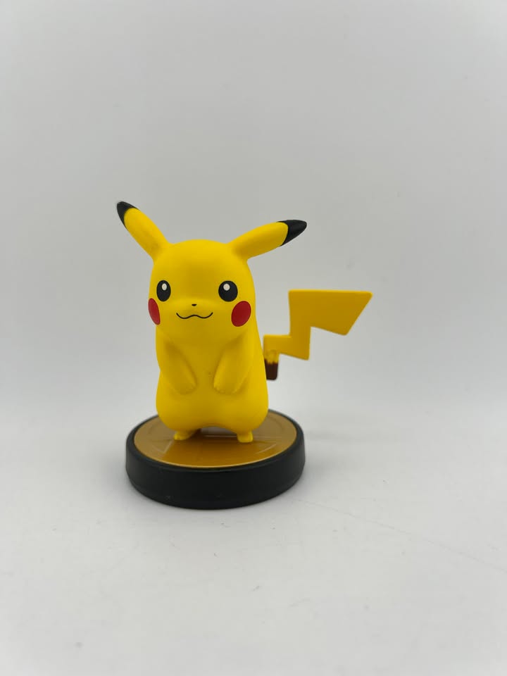 Pikachu Amiibo Smash series