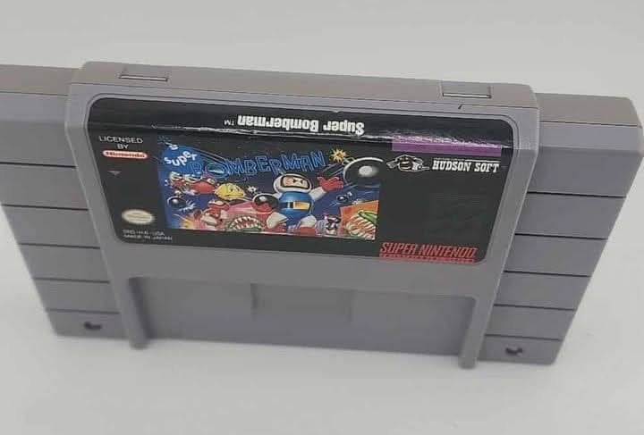 Super Bomberman Super Nintendo SNES hudson