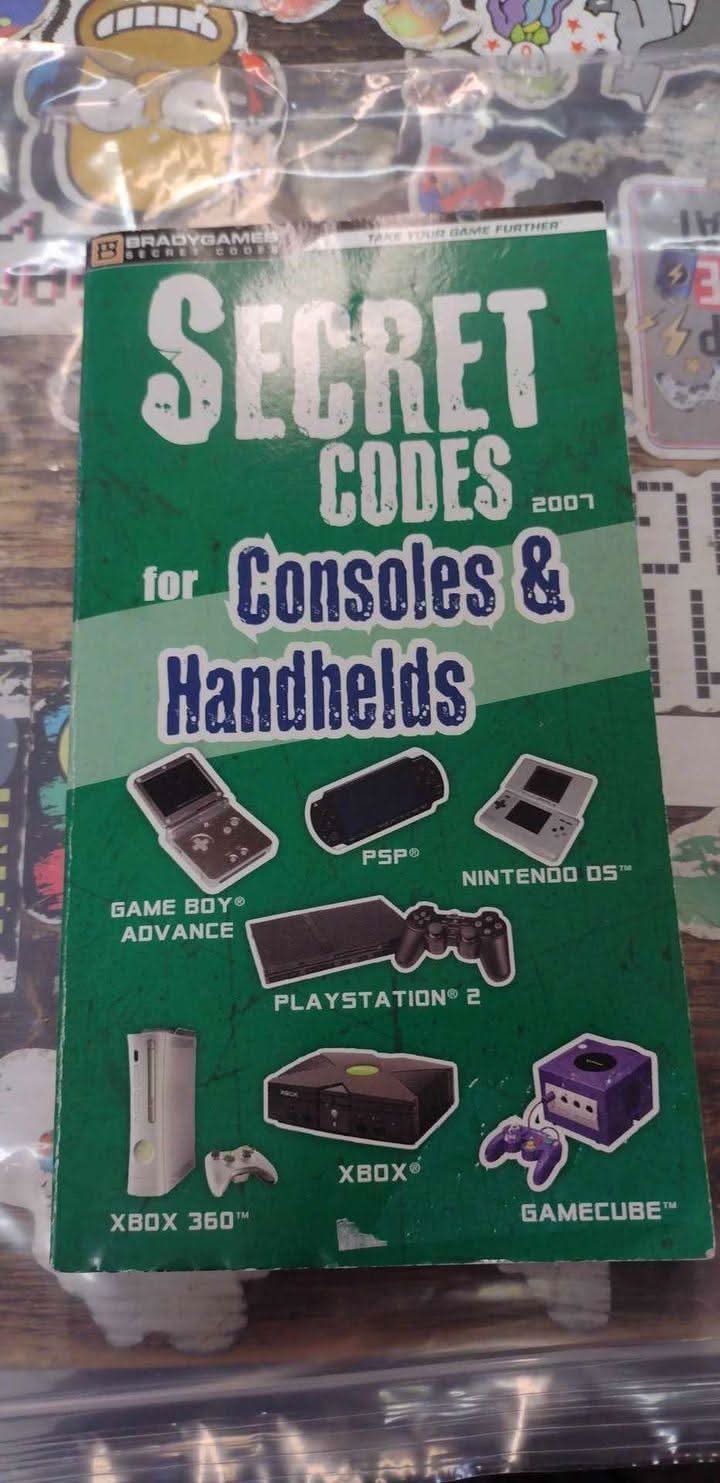 Guide Bradygames Secret Codes for Console & Handhelds | jeux video game-x