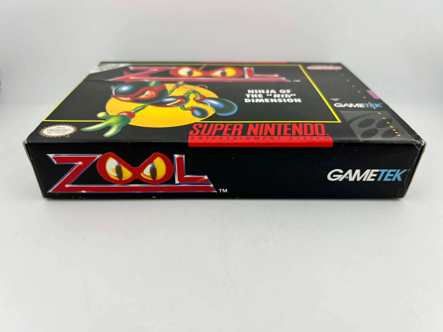 ZOOL NINJA OF THE NTH DIMENSION en boite SUPER NINTENDO SNES