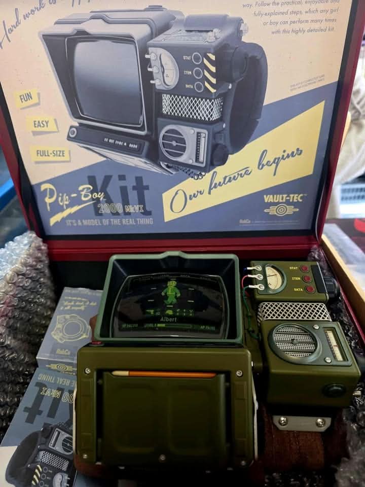 Pip-Boy 2000 Mark VI 6 Fallout 76 jeux video game-x
