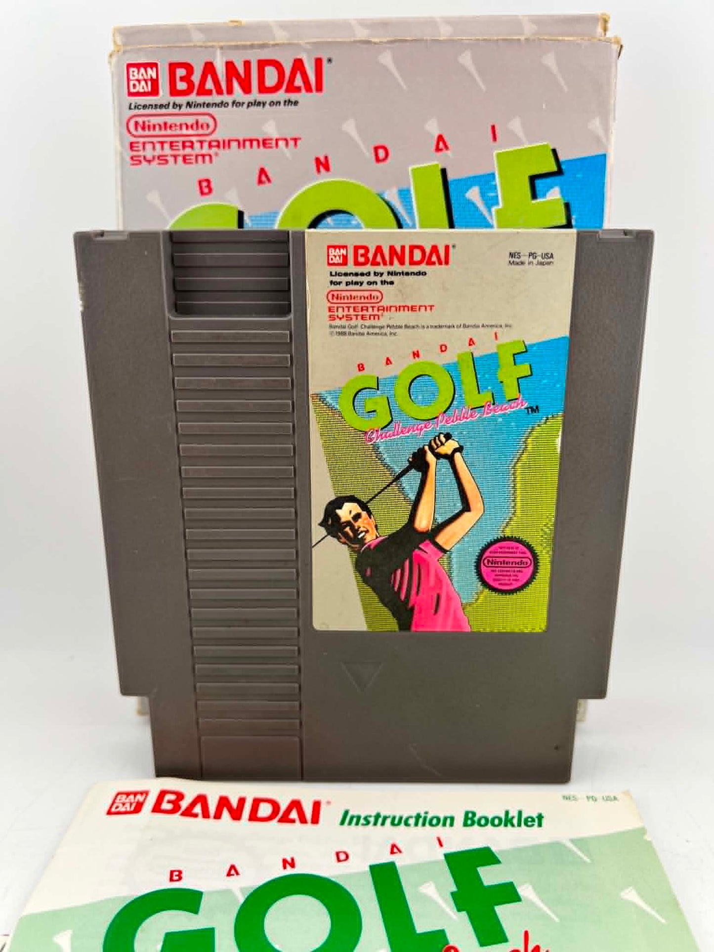 BANDAI GOLF CHALLENGE AT PEBBLE BEACH EN BOITE NINTENDO NES