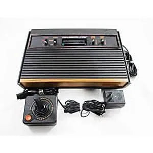 Console Atari 2600 Avec 2 Manettes + Cables + Jeu Qbert Vintage Console Atari 2600 Avec 2 Manettes + Cables + Jeu Qbert Vintage